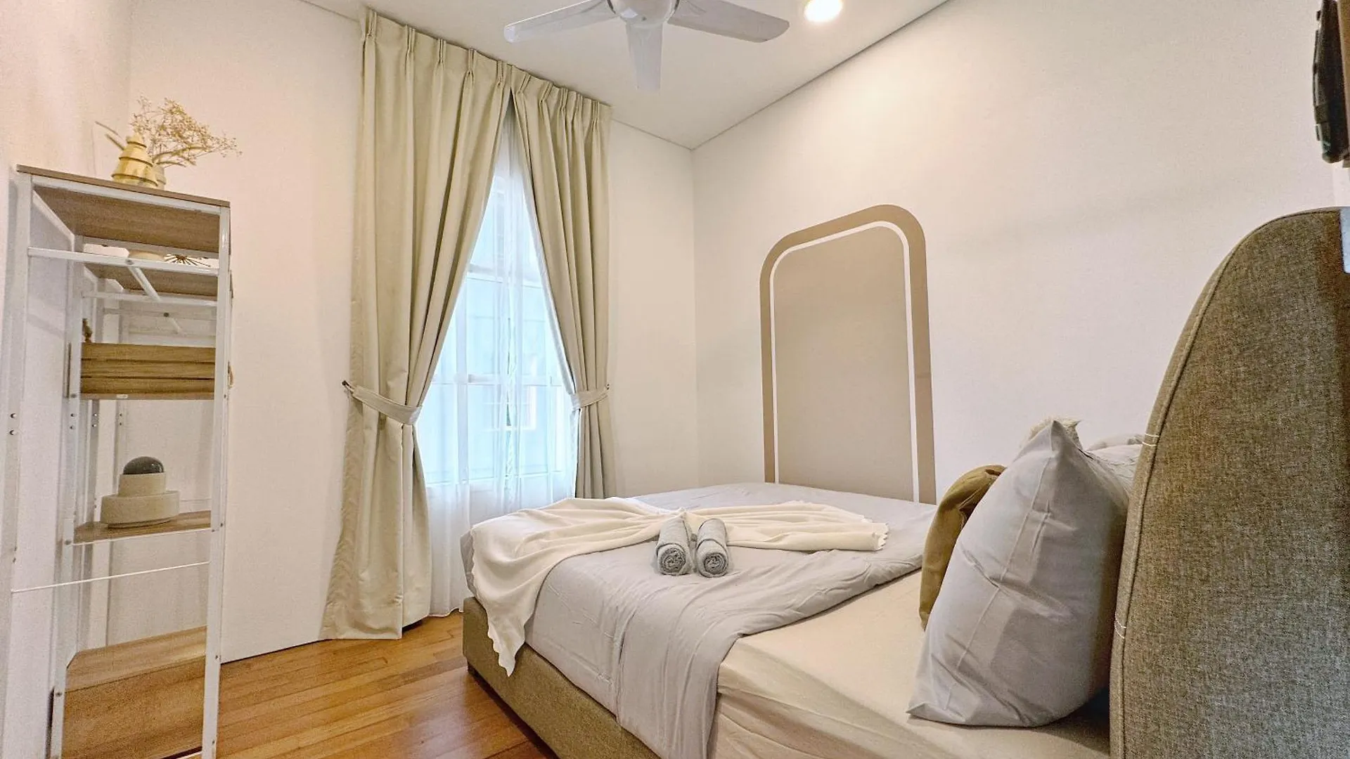 Lägenhet Sky Suites Upper 3Br Suite At Klcc Kuala Lumpur
