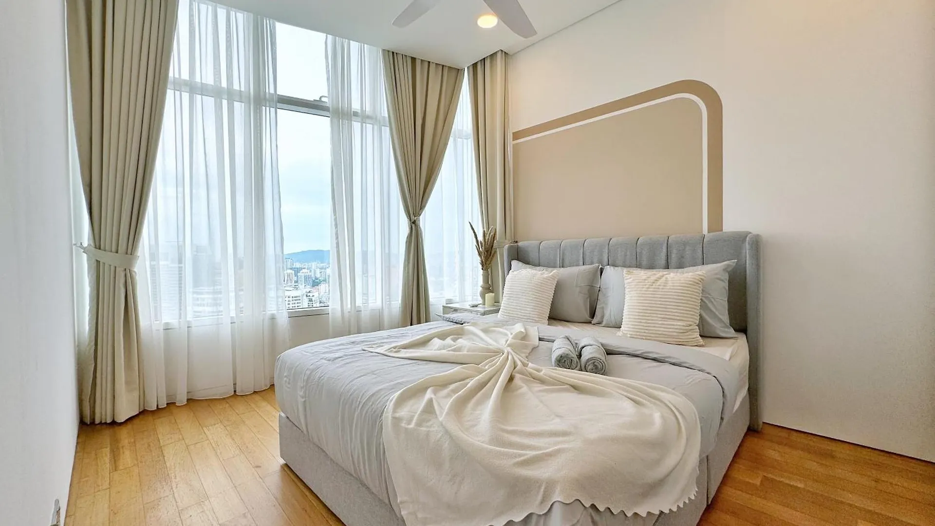 Sky Suites Upper 3Br Suite At Klcc Kuala Lumpur Apartment